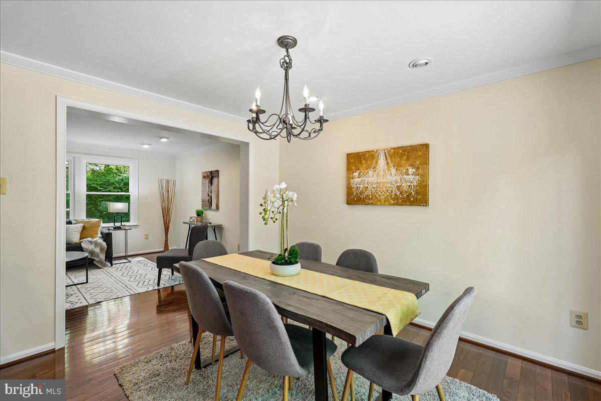 10806 Oldfield Drive Reston, VA 20191 - Photo 10 of 44