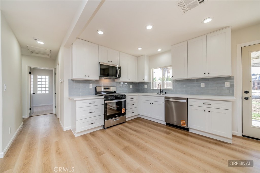 1027 Griffith Way Hemet, CA 92543 - Photo 11 of 26