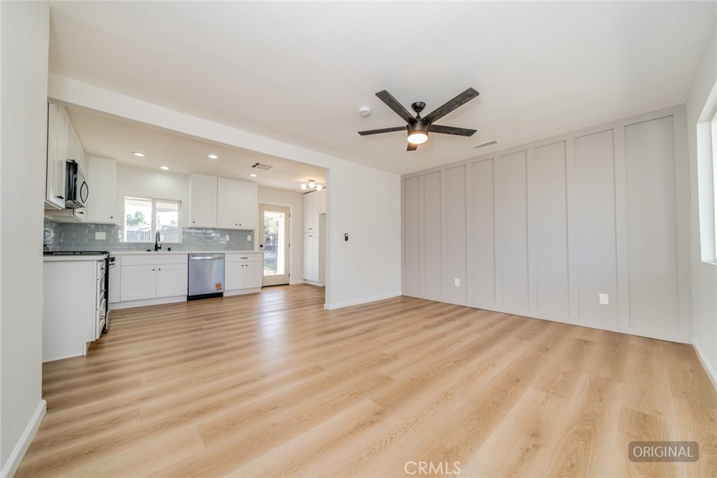 1027 Griffith Way Hemet, CA 92543 - Photo 5 of 26