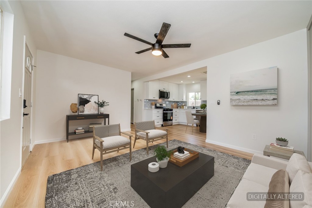 1027 Griffith Way Hemet, CA 92543 - Photo 6 of 26 Virtually Staged
