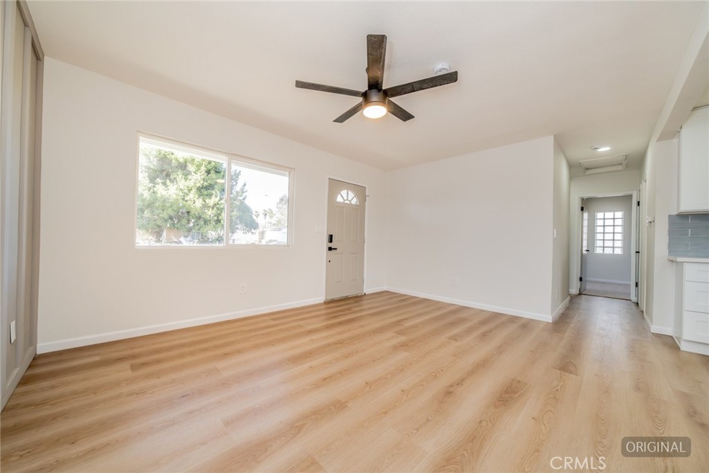 1027 Griffith Way Hemet, CA 92543 - Photo 9 of 26
