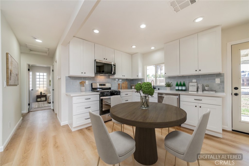 1027 Griffith Way Hemet, CA 92543 - Photo 10 of 26 Virtually Staged