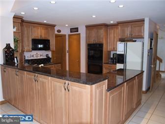 211 Walnut Ridge Road Chadds Ford, PA 19317 - Photo 2 of 12 Kitchen