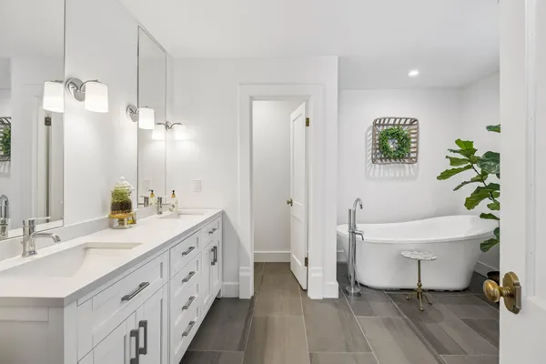 $1,050,000 | 106 Carolyn Avenue, Franklin, TN 37064