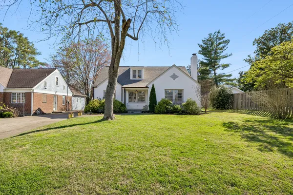 $1,050,000 | 106 Carolyn Avenue, Franklin, TN 37064