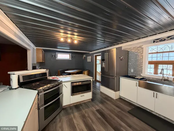 $495,000 | N5502 Oakwood Drive, Spooner, WI 54801