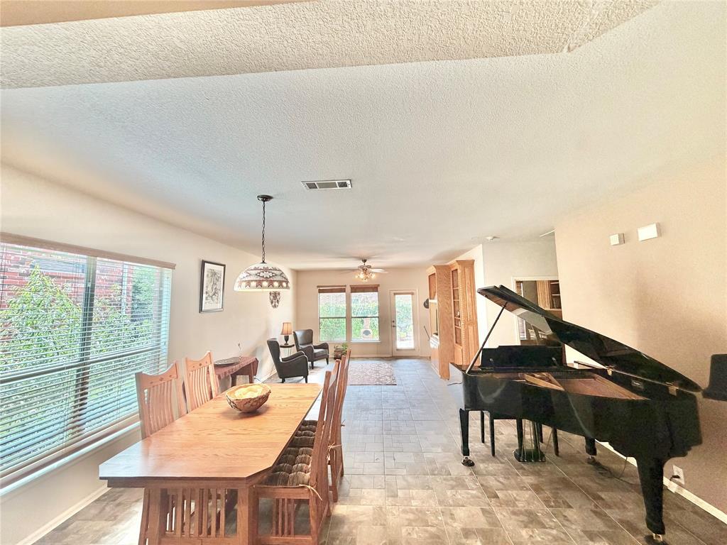 3800 Swiss Pine Road Denton, TX 76210 - Photo 8 of 25 Gallery Image 8