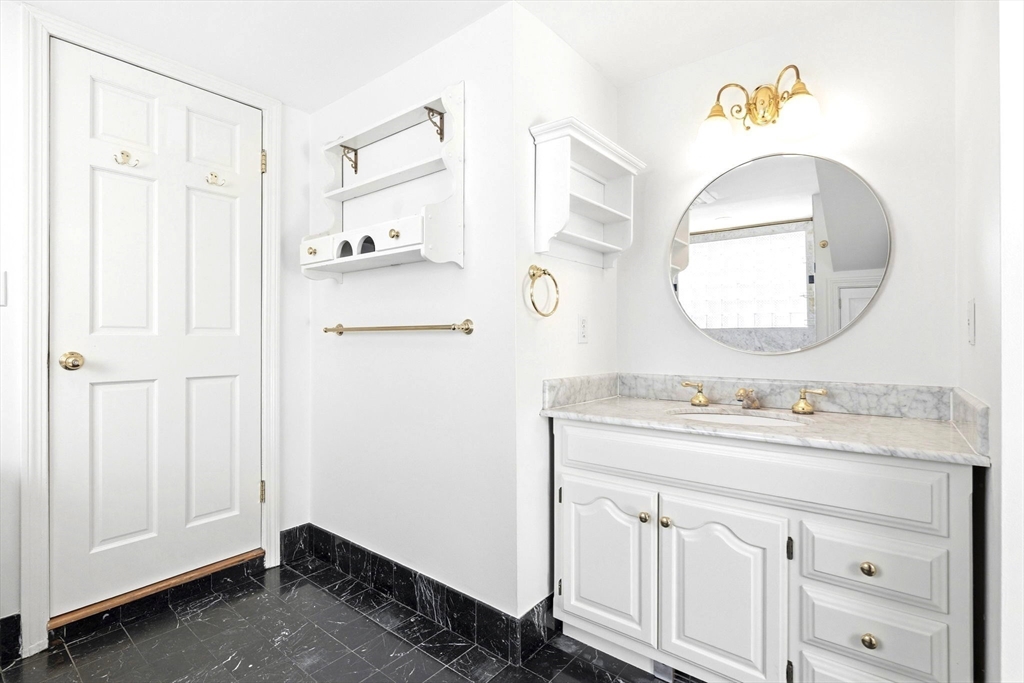 64 Pearl Street Boston, MA 02129 - Photo 18 of 29