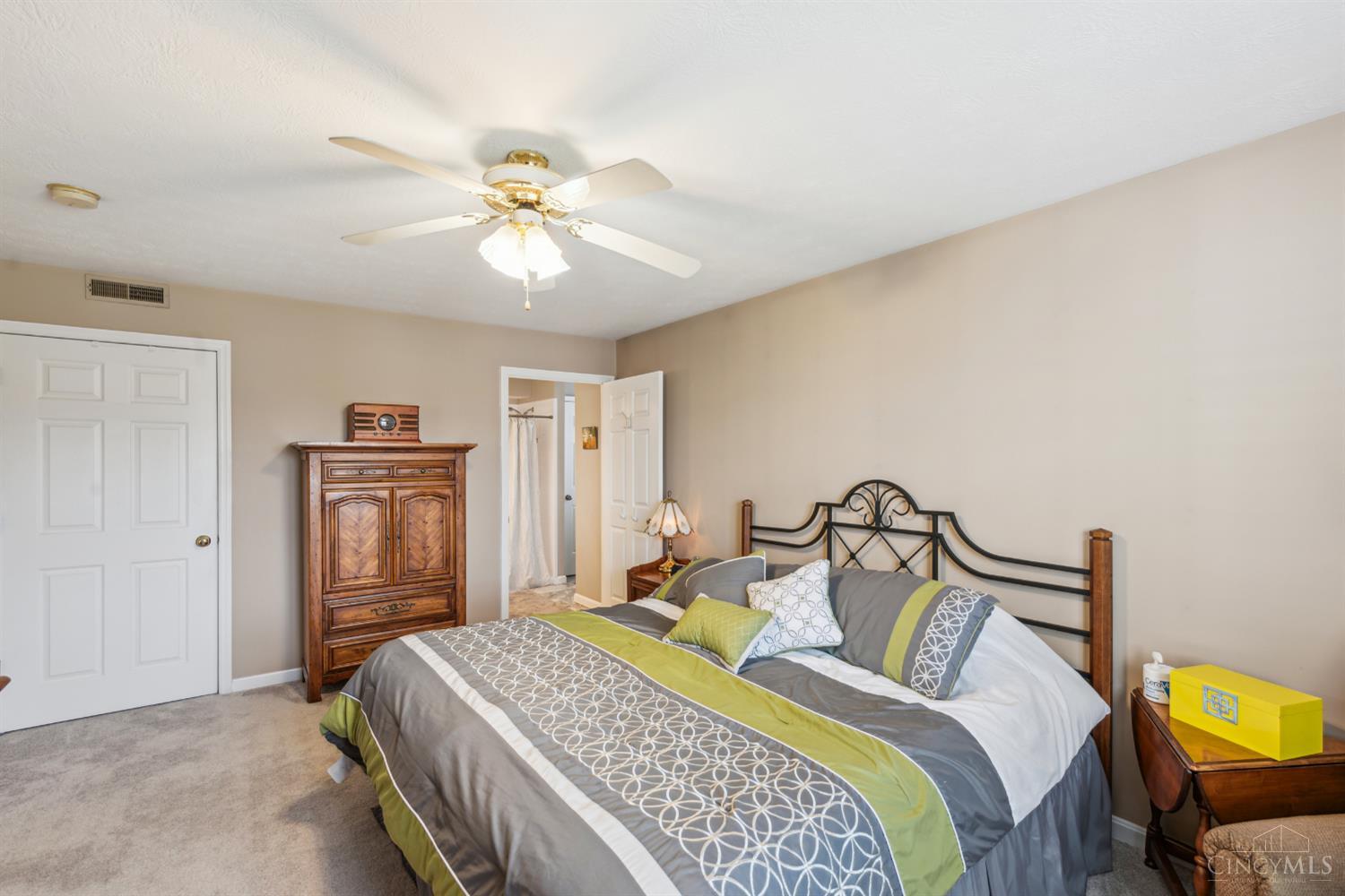 815 Neeb Road, Unit 2 Cincinnati, OH 45233 - Photo 16 of 36 Gallery Image 16