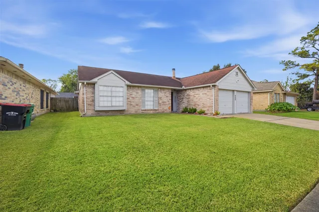 $1,900 | 6630 Harpers Drive, Richmond, TX 77469