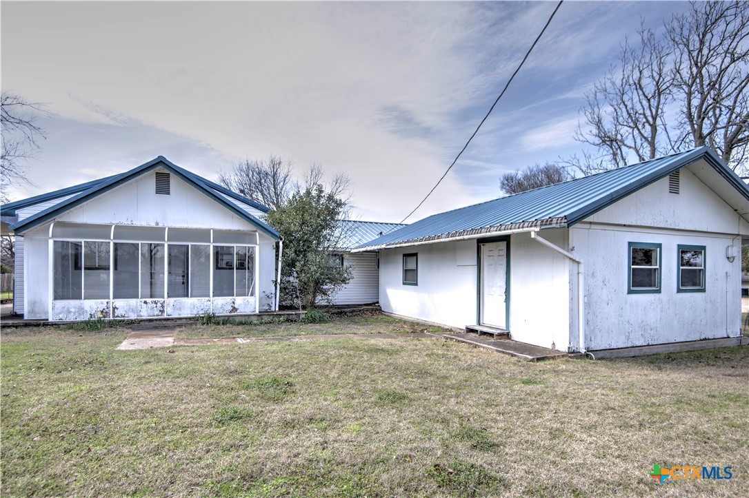13875 Moffat Road Temple, TX 76502 - Photo 2 of 39 a view of a house with a yard