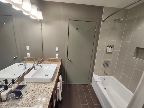 $139,000 | 228 East Mountain Road, Unit D GRAND HOTEL 150 II (STACKHOUSE), Killington, VT 05751