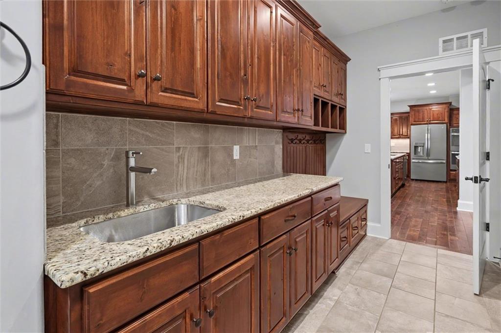 237 Landon Court Lawrence, KS 66049 - Photo 31 of 71