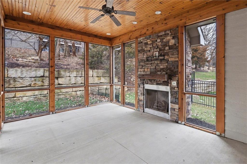 237 Landon Court Lawrence, KS 66049 - Photo 56 of 71