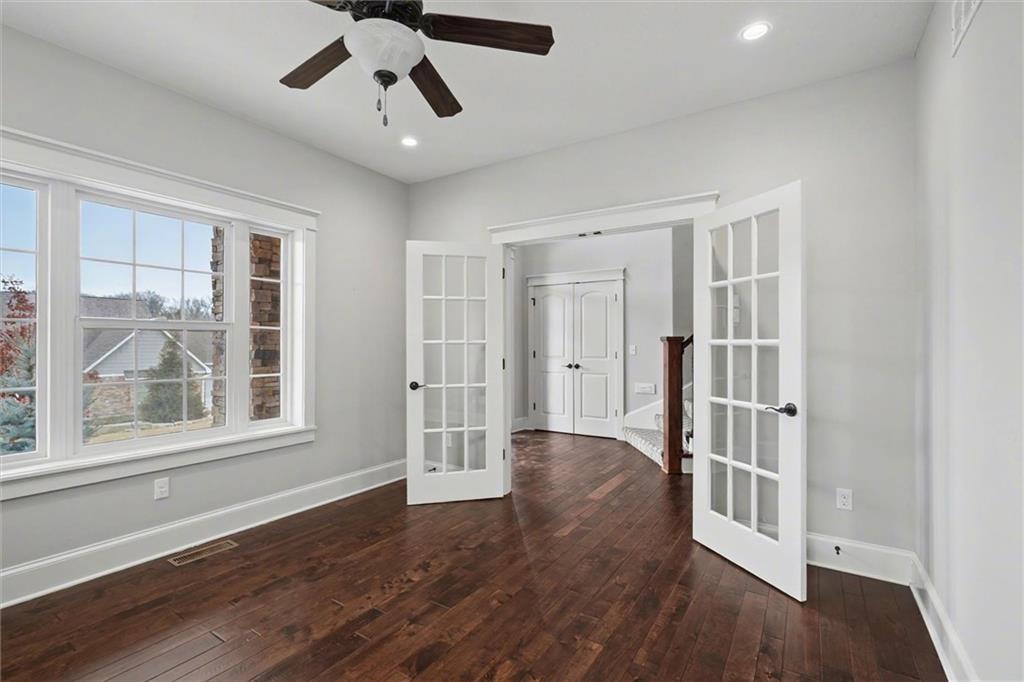 237 Landon Court Lawrence, KS 66049 - Photo 8 of 71