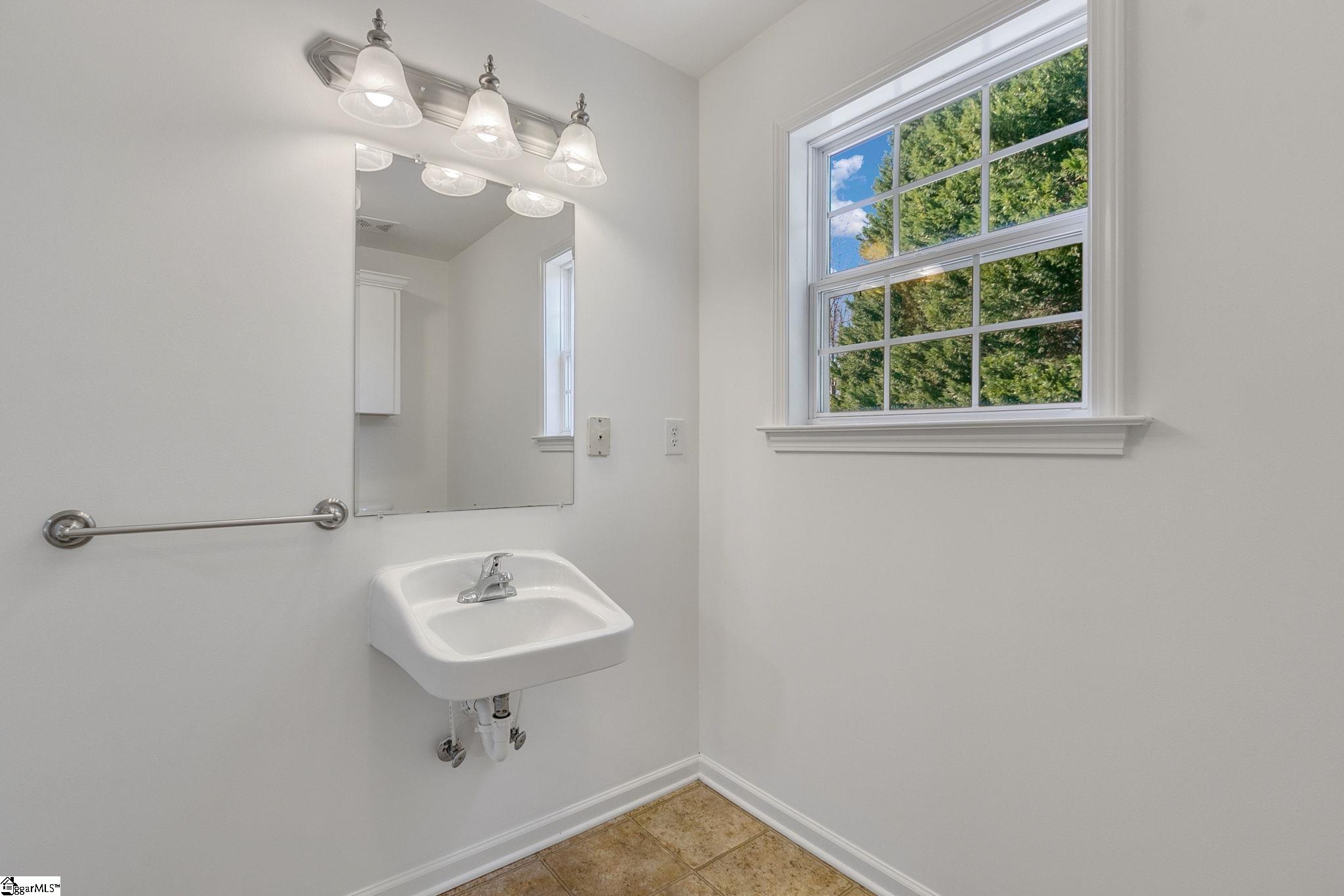 439 Sunburst Lane Inman, SC 29349 - Photo 18 of 36 Gallery Image 18