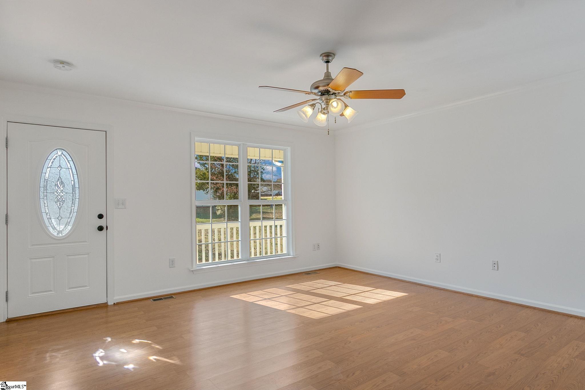 439 Sunburst Lane Inman, SC 29349 - Photo 7 of 36 Gallery Image 7