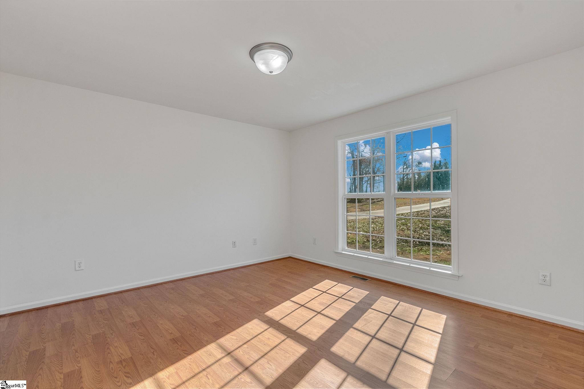 439 Sunburst Lane Inman, SC 29349 - Photo 8 of 36 Gallery Image 8