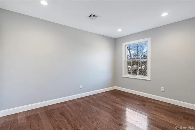 a view of empty room