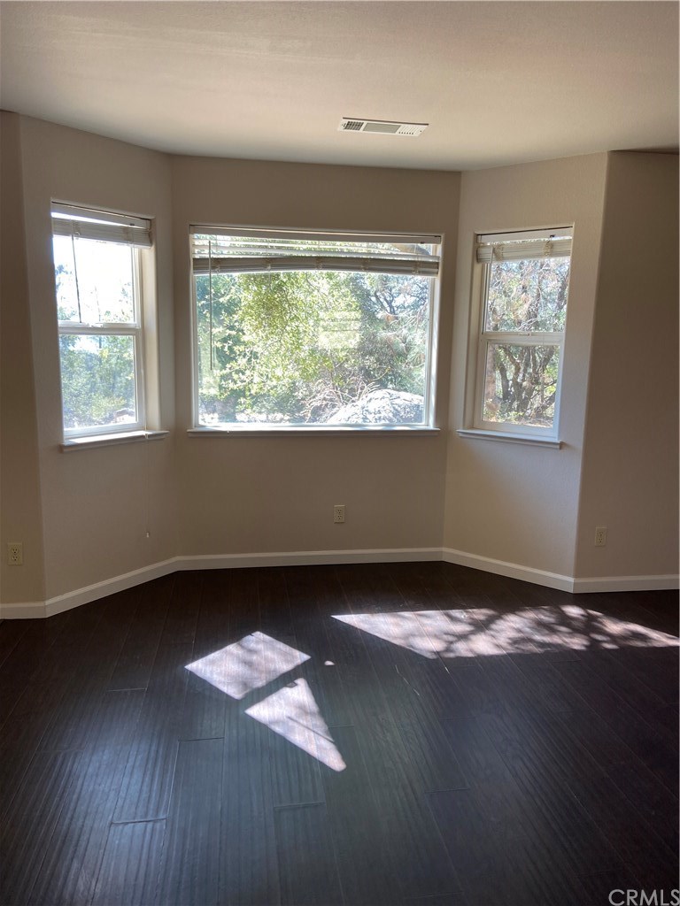 4919 Usona Road Mariposa, CA 95338 - Photo 7 of 38 Bay window view!