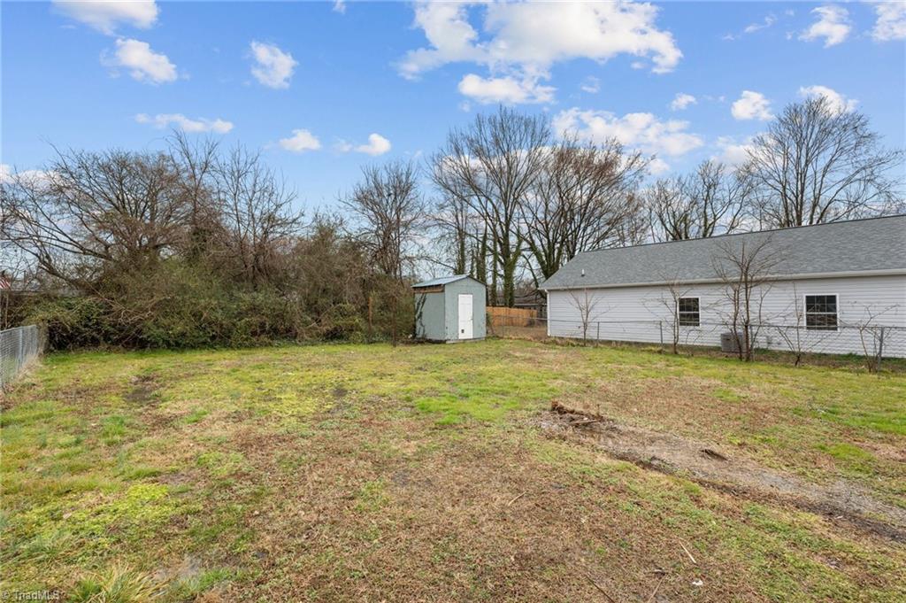 409 Walker Avenue Graham, NC 27253 - Photo 19 of 22