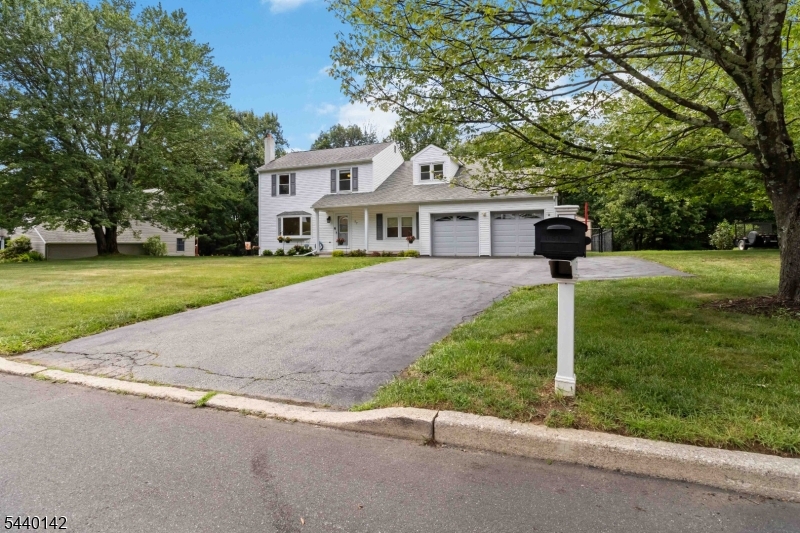 37 Rolling Ridge Road West Milford, NJ 07480 - Photo 3 of 49 Gallery Image 3