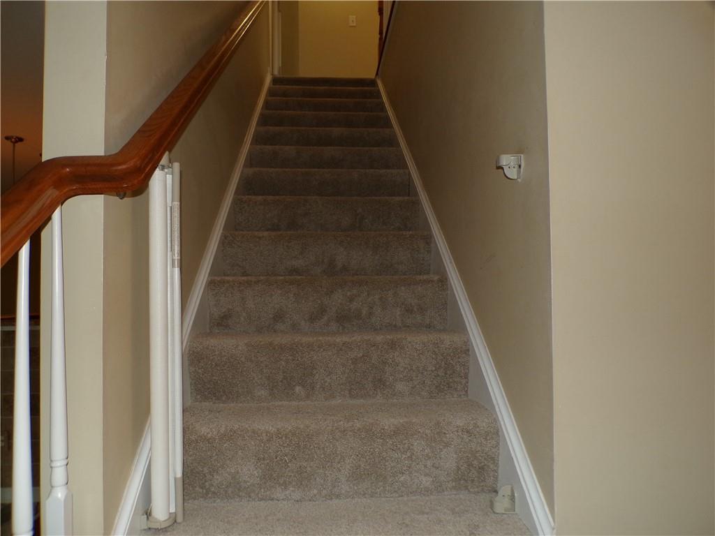 301 Maple Ridge Drive Canonsburg, PA 15317 - Photo 8 of 20 Gallery Image 8