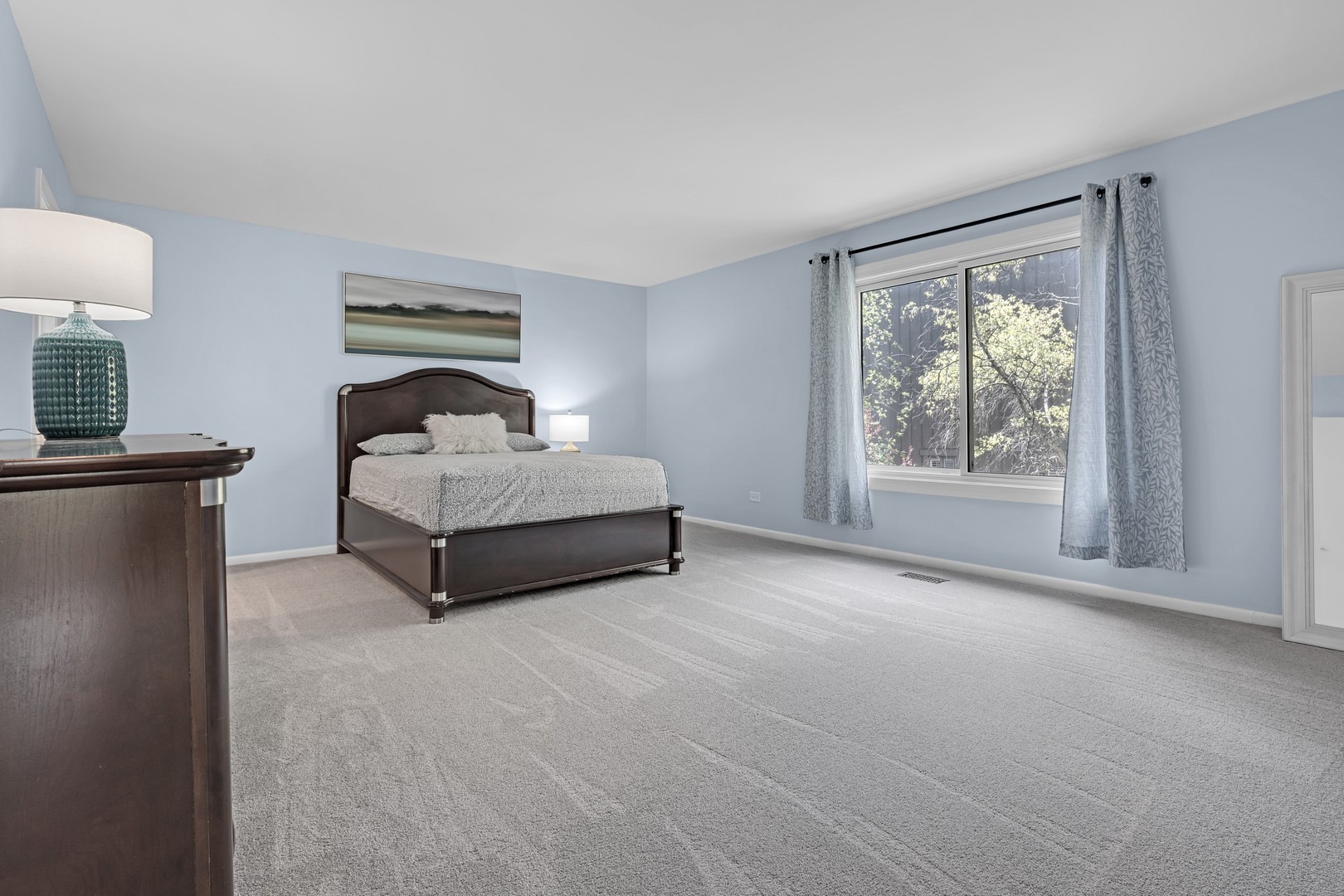 744 Old Barn Road, Unit A Lake Barrington, IL 60010 - Photo 21 of 39 Gallery Image 21