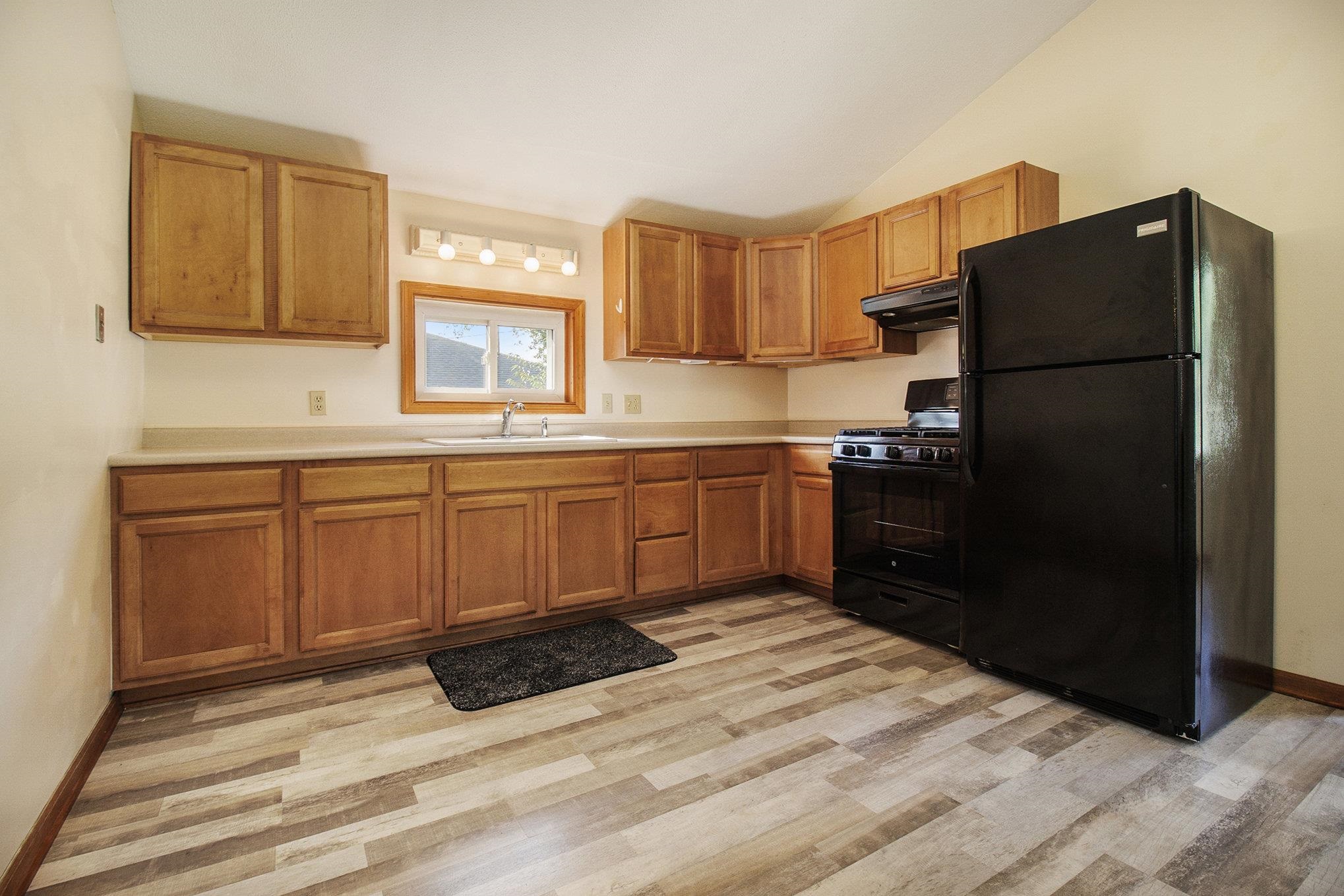 5557 8 Mile Road Onekama, MI 49675 - Photo 6 of 31
