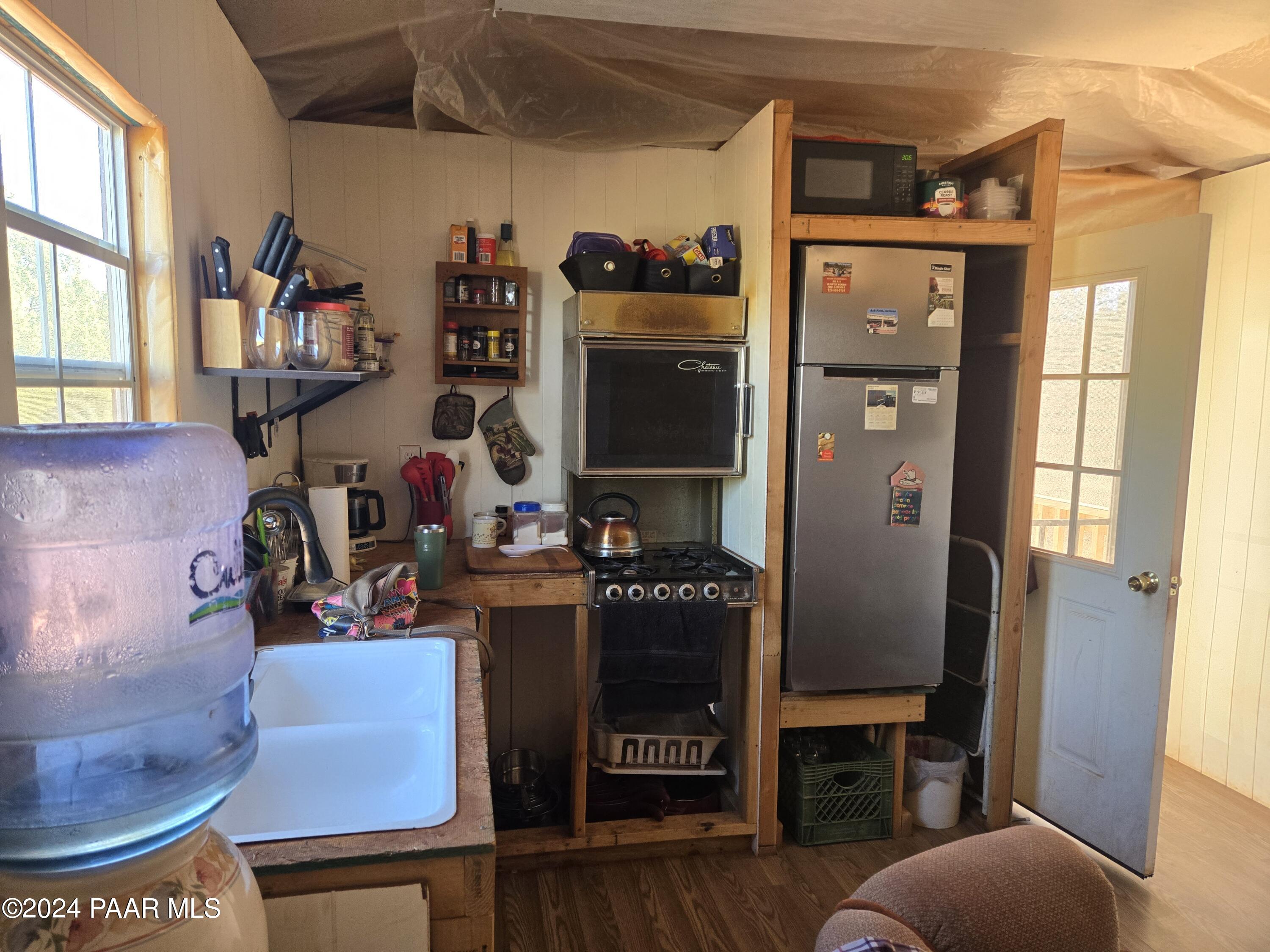 42994 Conwaden Road Ash Fork, AZ 86320 - Photo 8 of 21 20241016_150910