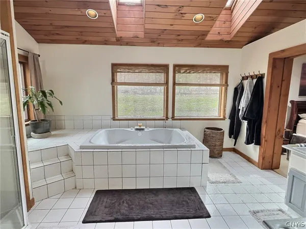 $2,500 | 109 Rogers Hill Road, Triangle, NY 13862