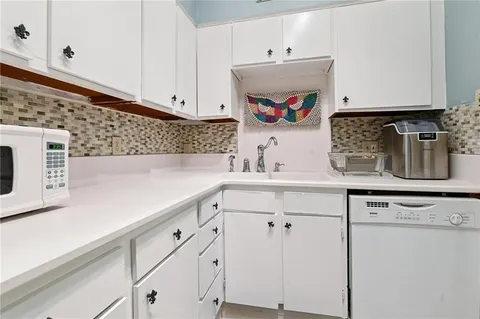 $389,000 | 835 St Louis Street, Unit A, New Orleans, LA 70112