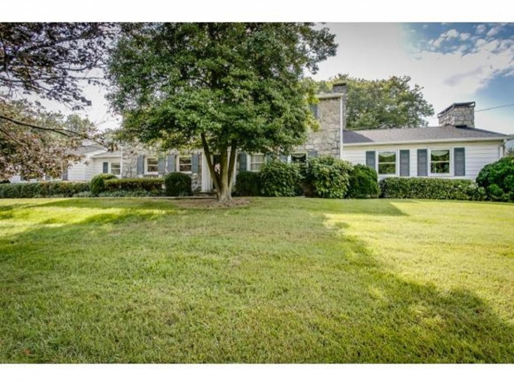 613 Ridgefields Road Kingsport, TN 37660 - Photo 3 of 36 Photo 3