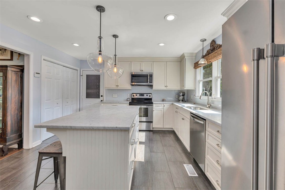 302 Wormslow Court St. Simons Island, GA 31522 - Photo 37 of 43