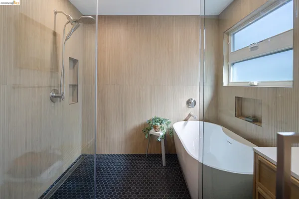 $1,049,000 | 6808 Del Monte Avenue, Richmond, CA 94805