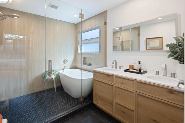 $1,049,000 | 6808 Del Monte Avenue, Richmond, CA 94805