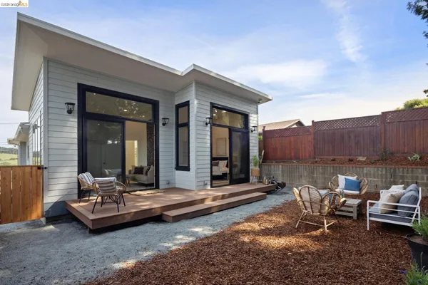 $1,049,000 | 6808 Del Monte Avenue, Richmond, CA 94805