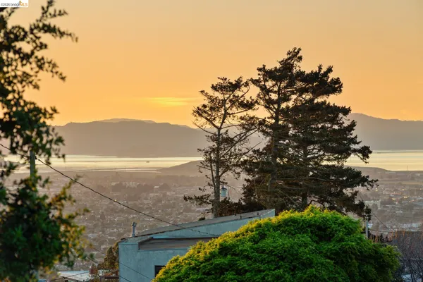 $1,049,000 | 6808 Del Monte Avenue, Richmond, CA 94805