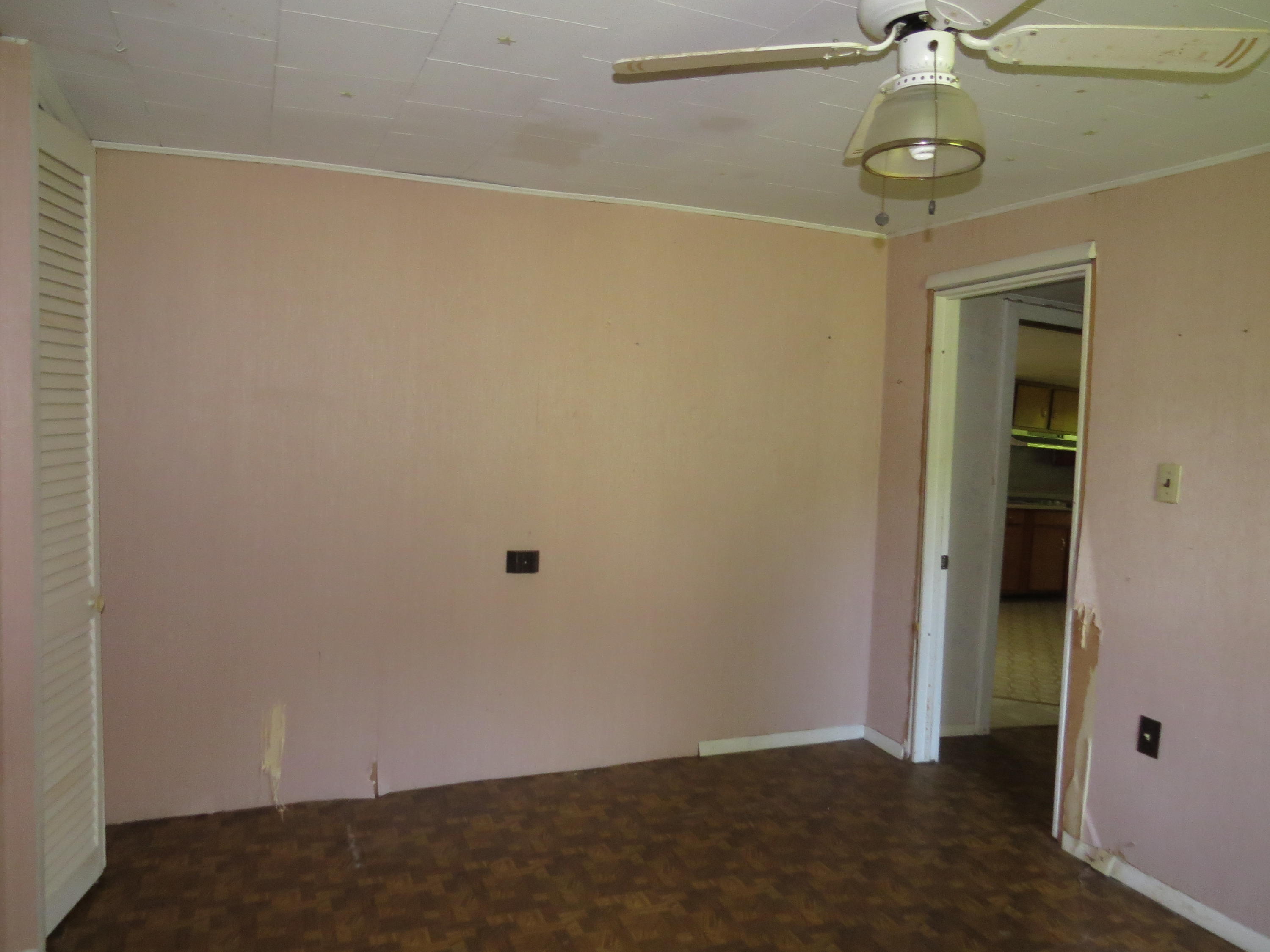 2014 Roda Road Appalachia, VA 24216 - Photo 11 of 30 IMG_8726