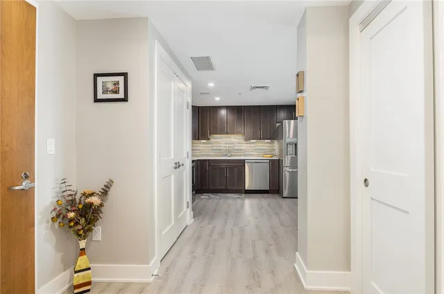 $848,800 | 205 Lakeshore Drive, Unit 403, Canandaigua City, NY 14424