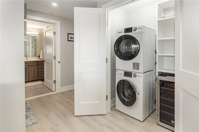 $848,800 | 205 Lakeshore Drive, Unit 403, Canandaigua City, NY 14424