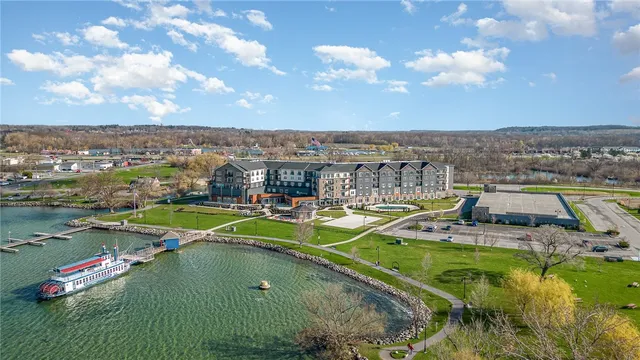 $848,800 | 205 Lakeshore Drive, Unit 403, Canandaigua City, NY 14424