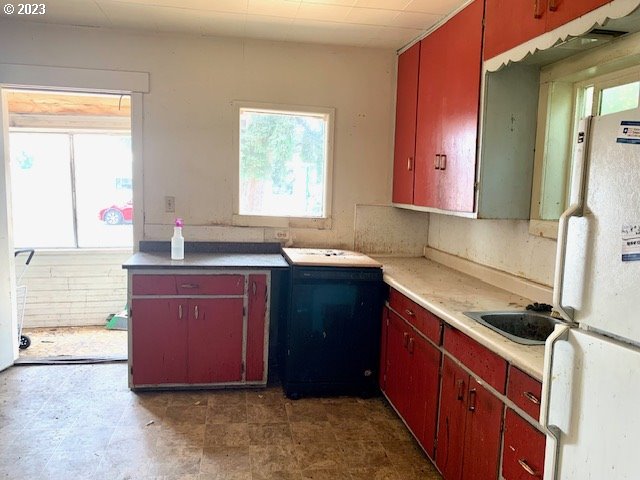 1467 Main Street Springfield, OR 97477 - Photo 5 of 9