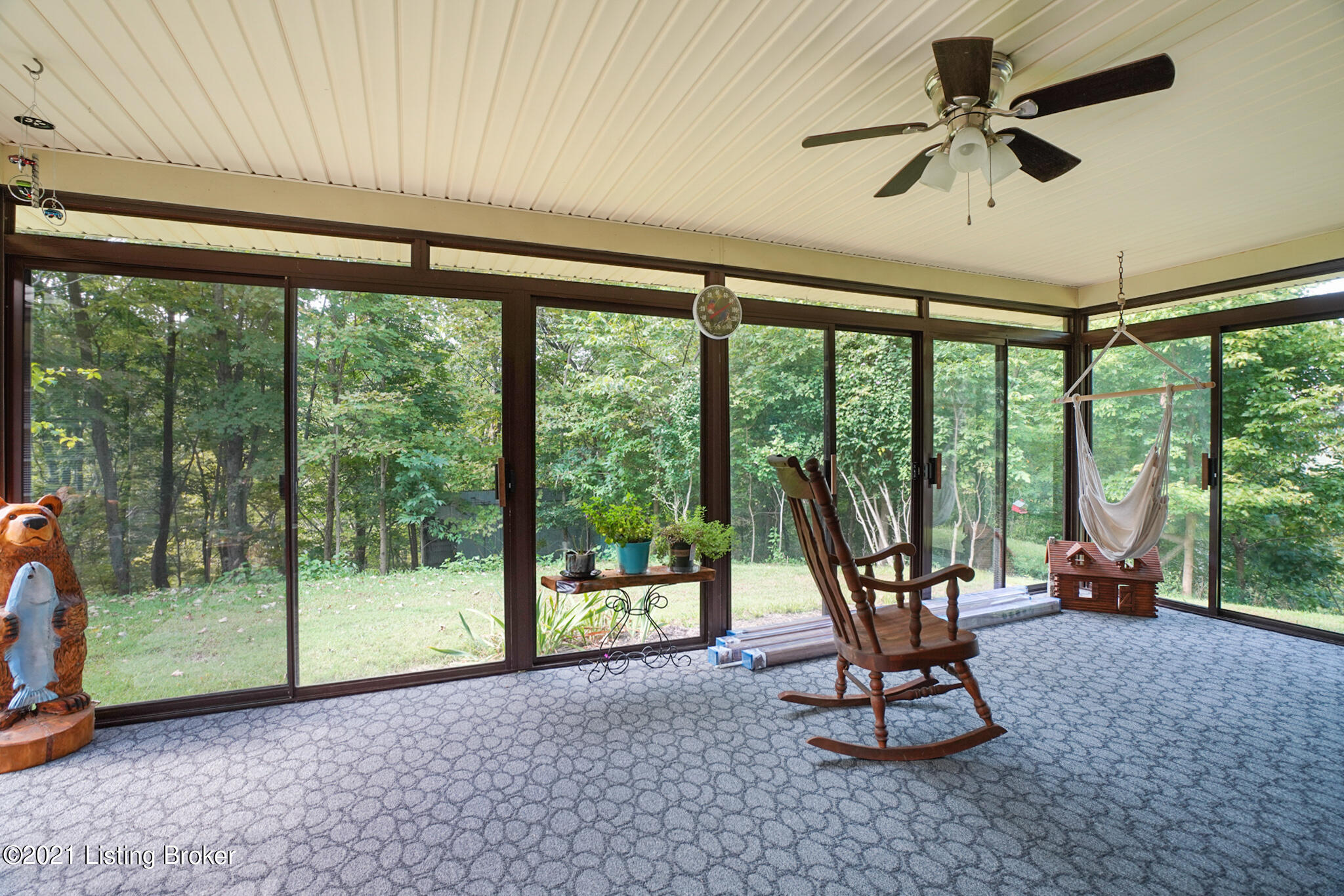454 Wolfe Road Louisville, KY 40272 - Photo 18 of 39 009-454-9