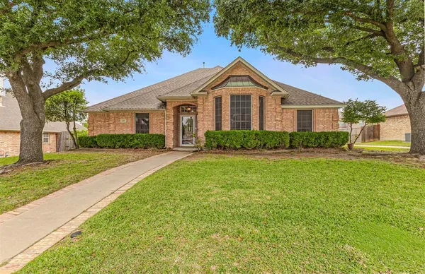 $2,400 | 135 Paige Lane, Forney, TX 75126