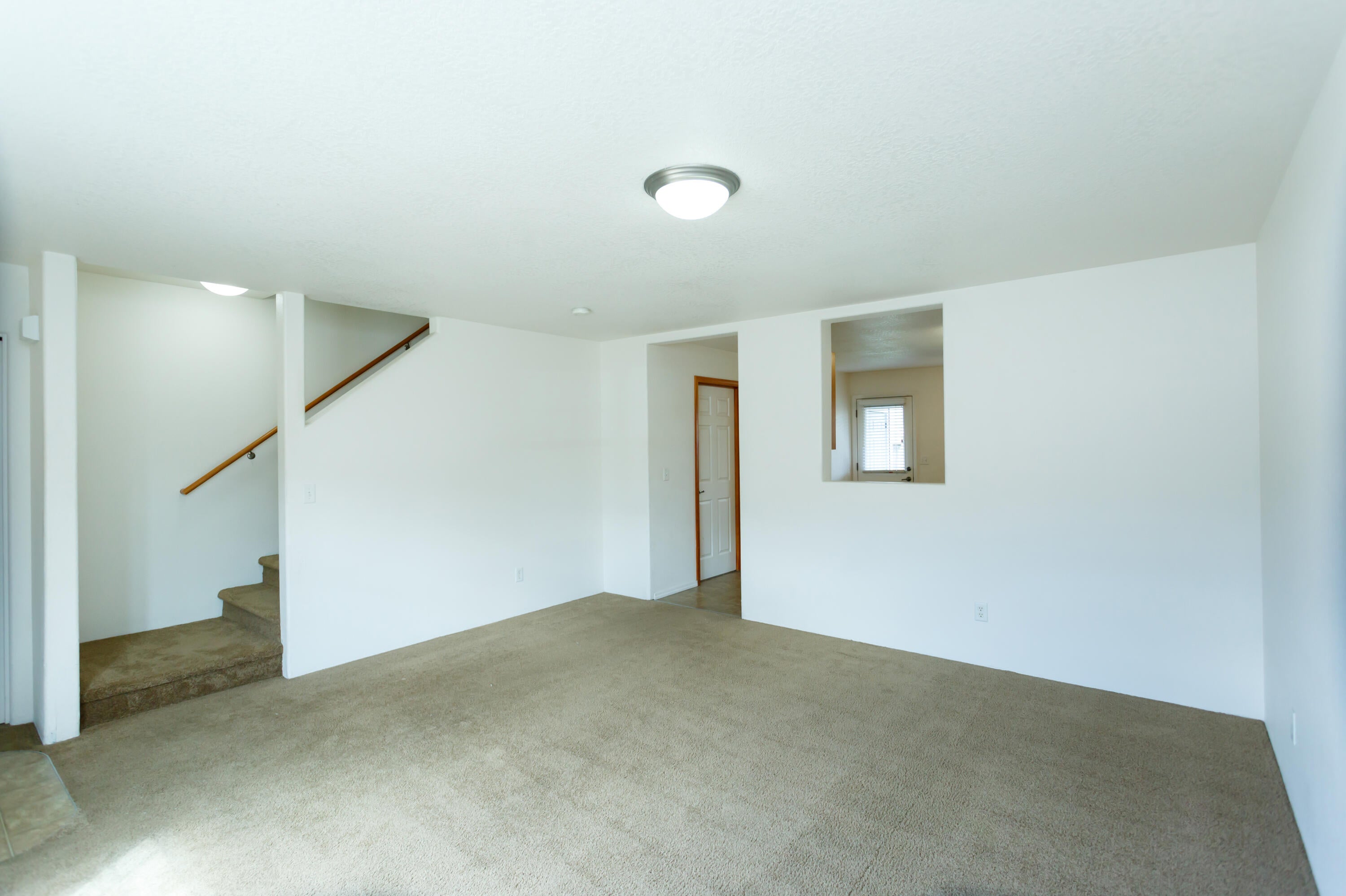 450 Midway Road, Unit 24 Medford, OR 97501 - Photo 3 of 29 450MIDWAY_#24_6