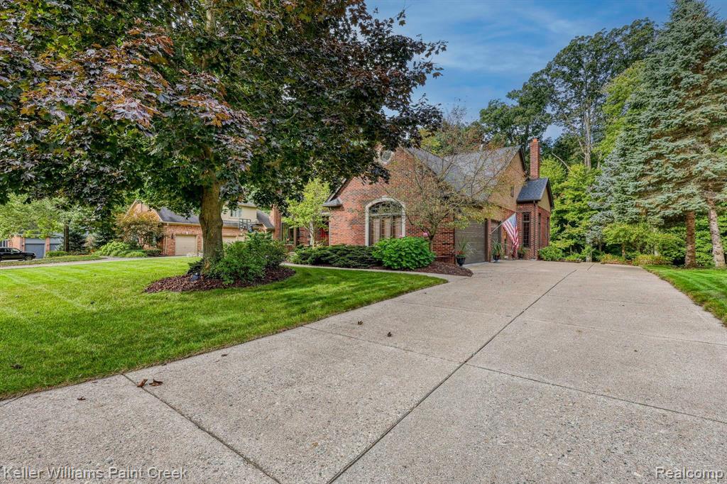1619 Wakefield Court Rochester Hills, MI 48306 - Photo 4 of 68