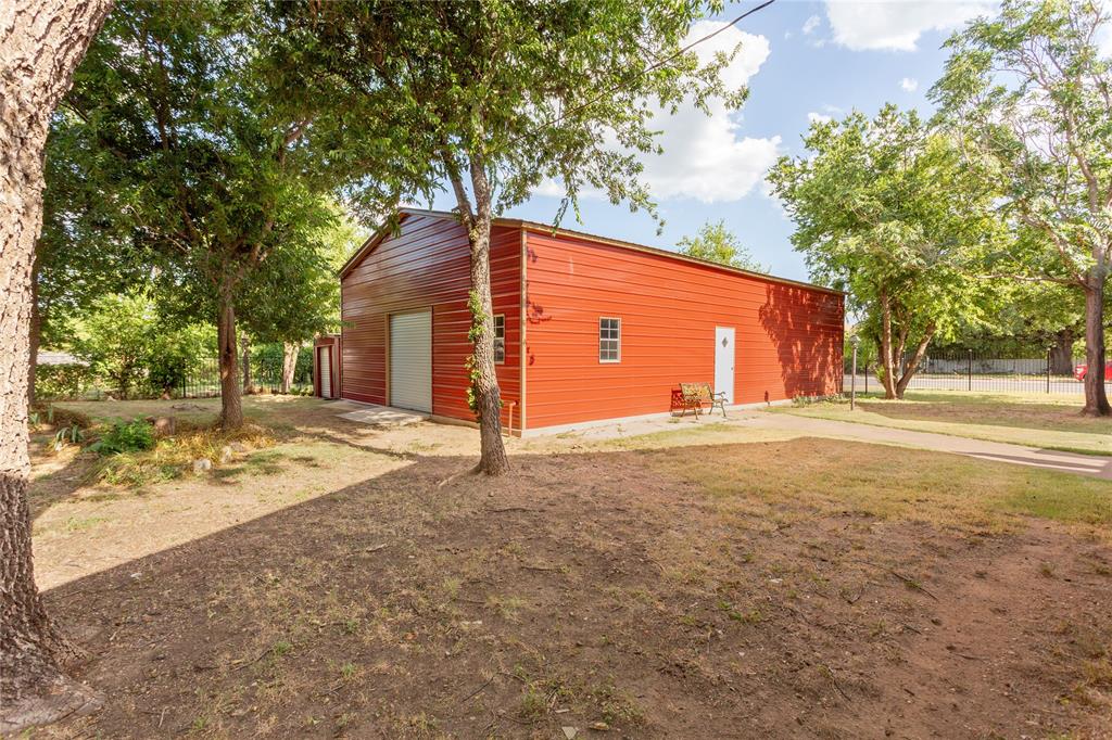 340 West 3rd Street Baird, TX 79504 - Photo 32 of 40