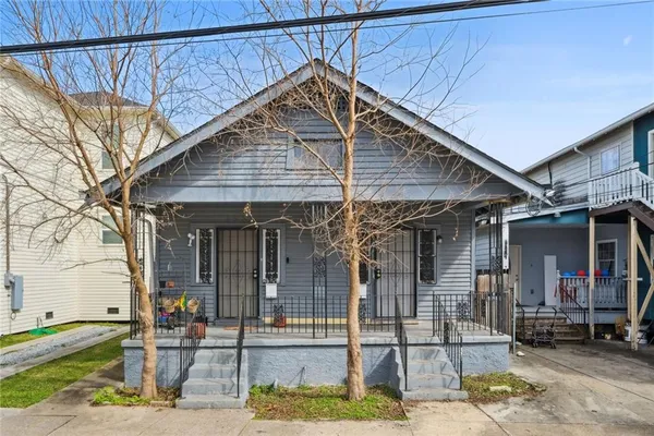 $1,400 | 3529 Delachaise Street, New Orleans, LA 70125
