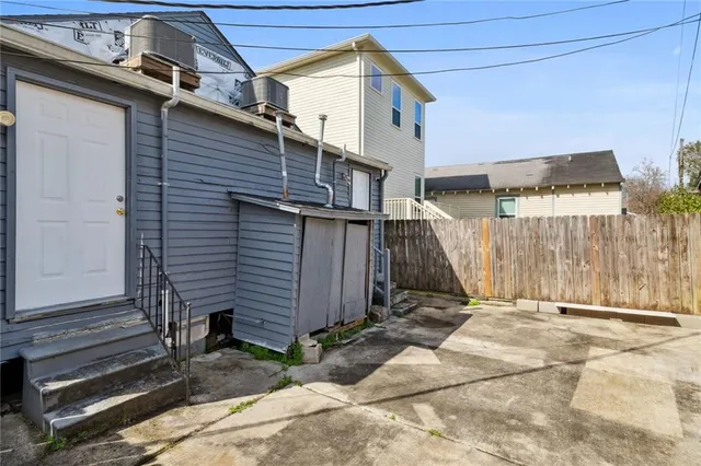 $1,400 | 3529 Delachaise Street, New Orleans, LA 70125